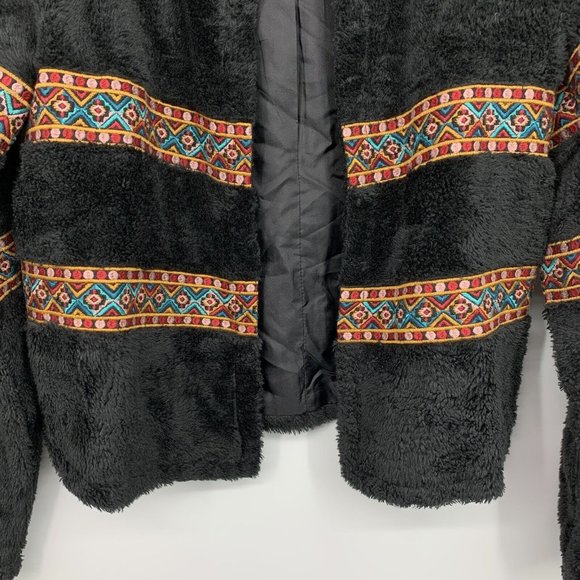 Savanna Jane Jacket Black Embroidered Aztec Faux Fur Open Front - Picture 3 of 9